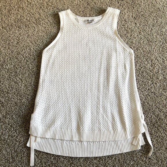 Tommy Bahama XL White Sleeveless Knit Tank Top Textured Design Side Ties - Picture 4 of 11